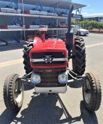 Massey Ferguson 135 4 x 2 Tractor, 567 Hrs - 4