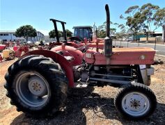 Massey Ferguson 135 4 x 2 Tractor, 2912 Hrs - 2