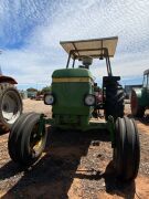 John Deere 2250 4 x 2 Tractor, 4 Cylinder diesel - 4