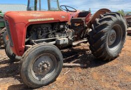 Massey Ferguson 35 4 x 2 Tractor, 282 Hrs - 3