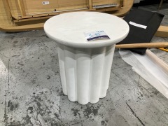 Indoor/Outdoor Concrete Side Table - 3