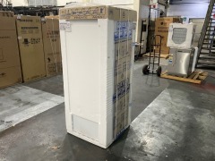 Westinghouse 388L Left Hinge Vertical Freezer - White WFB4204WC-L - 4