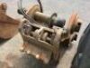 Hydraulic Quick Hitch, 110mm pins - 2