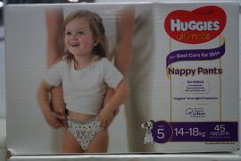 2 x Huggies Ultimate Unisex Nappy Pants Size 5 (14-18kg) - 45 Pack