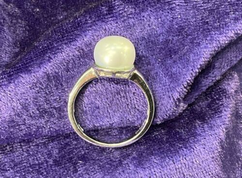 Sterling Silver White Freshwater Pearl Button Ring