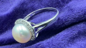 Sterling Silver Freshwater Pearl & White Cubic Zirconia Ring - 4