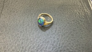 9ct Oval Triplet Opal Ring - 2