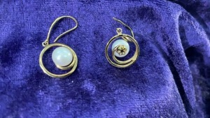 9ct Freshwater Pearl Swirl Hook Earrings - 2