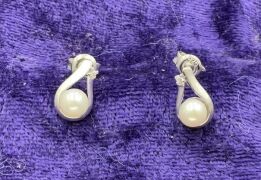 Sterling Silver Freshwater Pearl & Cubic Zirconia Tear Drop Earrings