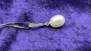 Sterling Silver Freshwater Pearl And White Cubic Zirconia Pendant - Comes With Sterling Silver Box Chain - 5