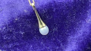 9ct Yellow Gold White Freshwater Pearl Drop Bar Pendant- Plated Chain - 3