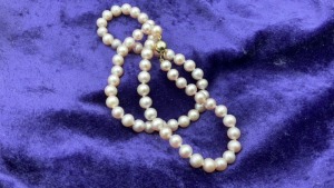 45cm Strand of Pink Freshwater Pearls - 2