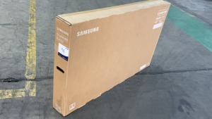 Samsung 55 inch BU8000 Crystal UHD 4K Smart TV (2022) UA55BU8000WXXY - 2