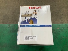 Tefal Pro Express Ultimate Steam Generator Iron GV9543 - 6