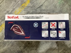 Tefal UltraGliss Anti-Calc Plus Steam Iron FV6845 - 3