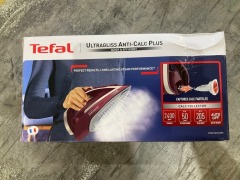 Tefal UltraGliss Anti-Calc Plus Steam Iron FV6845 - 2