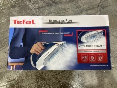 Tefal Smart Protect Plus Steam Iron FV6872 - 2