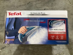 Tefal UltraGlide Plus Steam Iron FV5844 - 2