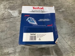 Tefal UltraGlide Plus Steam Iron FV5844 - 5