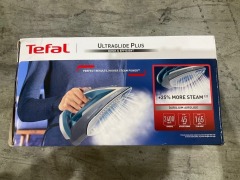 Tefal UltraGlide Plus Steam Iron FV5844 - 2