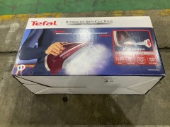 Tefal UltraGliss Anti-Calc Plus Steam Iron FV6845 - 2