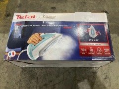 Tefal UltraGliss Steam Iron FV4921 - 2