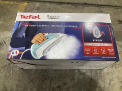 Tefal UltraGliss Steam Iron FV4921 - 2