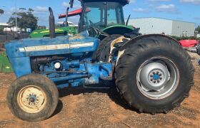 Ford 3000 4 x 2 Tractor, 3615 Hrs - 3