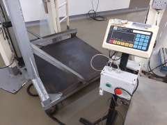 Virtual Measurements & Control Model VC202 Platform Weigher, 1 MT, sn: 221023