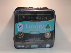 Queen Size Herington Luxury Low Allergy Quilt