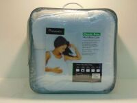Double Size Alastair'S Classic Rose Microfibre Quilt