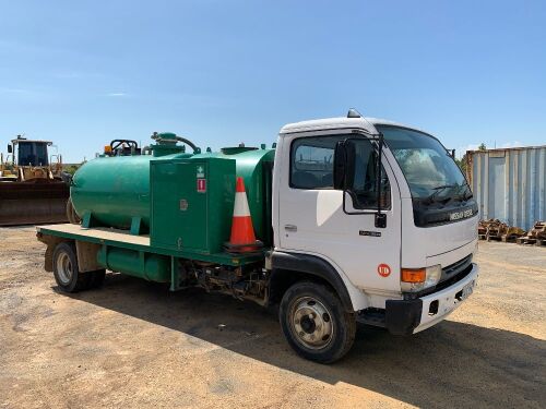 2002 Nissan UD MK150 Tray Truck Fitted with Masport Vacuum Pump System (Location: VIC)