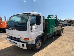 2002 Nissan UD MK150 Tray Truck Fitted with Masport Vacuum Pump System (Location: VIC) - 3