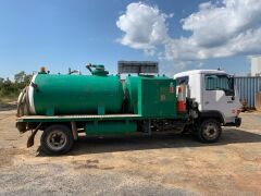 2002 Nissan UD MK150 Tray Truck Fitted with Masport Vacuum Pump System (Location: VIC) - 7