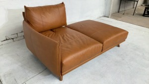 Zephyr Leather Daybed - 3