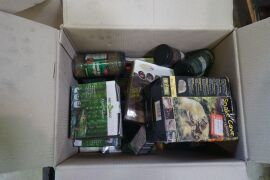 DNL Box of assorted reptile pellets, thermometers, snake hiding rocks and more. - 2
