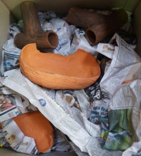 2 x cartons of assorted aquarium rock decorations.