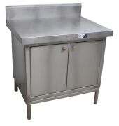STAINLESS STEEL CABINET BENCH - 2