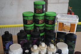 Box of assorted aquarium products comprising of 15 containers Tetra Fin Goldfisg flakes, 3 containers Prodac Tablet Vitamins, 2 Ultra Lith, Special Ziolith, 1 Neptune Cube Landscaping Glue, 15 containers various sizes Seachem Reef Stronium, 6 containers F - 2