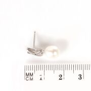 White freshwater pearl earrings in sterling silver - 4
