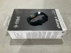 Fitbit Charge 5 - Black - 3