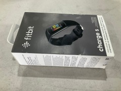 Fitbit Charge 5 - Black - 3