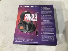 JBL Quantum 610 Wireless Headphones - 3