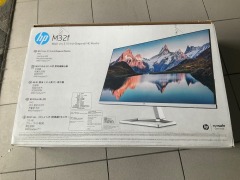 HP M32f FHD Monitor - 4