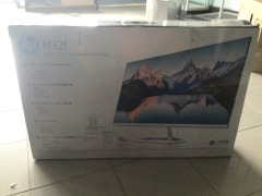 HP M32f FHD Monitor - 11