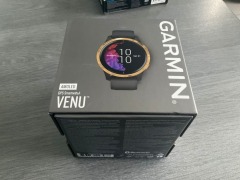 Garmin Venu GPS Smartwatch and Powerbank - 3