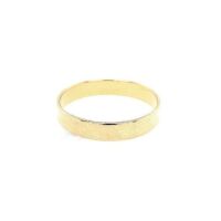 Concave Style Wedder, Figaro Link Bracelet.