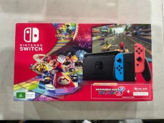 Nintendo Switch Console (Neon) with Mario Kart Deluxe 8 &amp; 3 Months Nintendo Online Subscription 161709 - 2