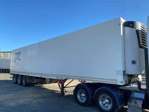 2001 FTE 22 Pallet Tri Axle Refrigerated Trailer