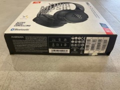 JBL Tune 660NC Wireless On-Ear NC Headphones - Black 5084005 - 5